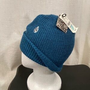 Volcom Blue Knit Beanie nwt